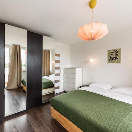 Saska Kepa Green Apartment Warsaw Exterior photo