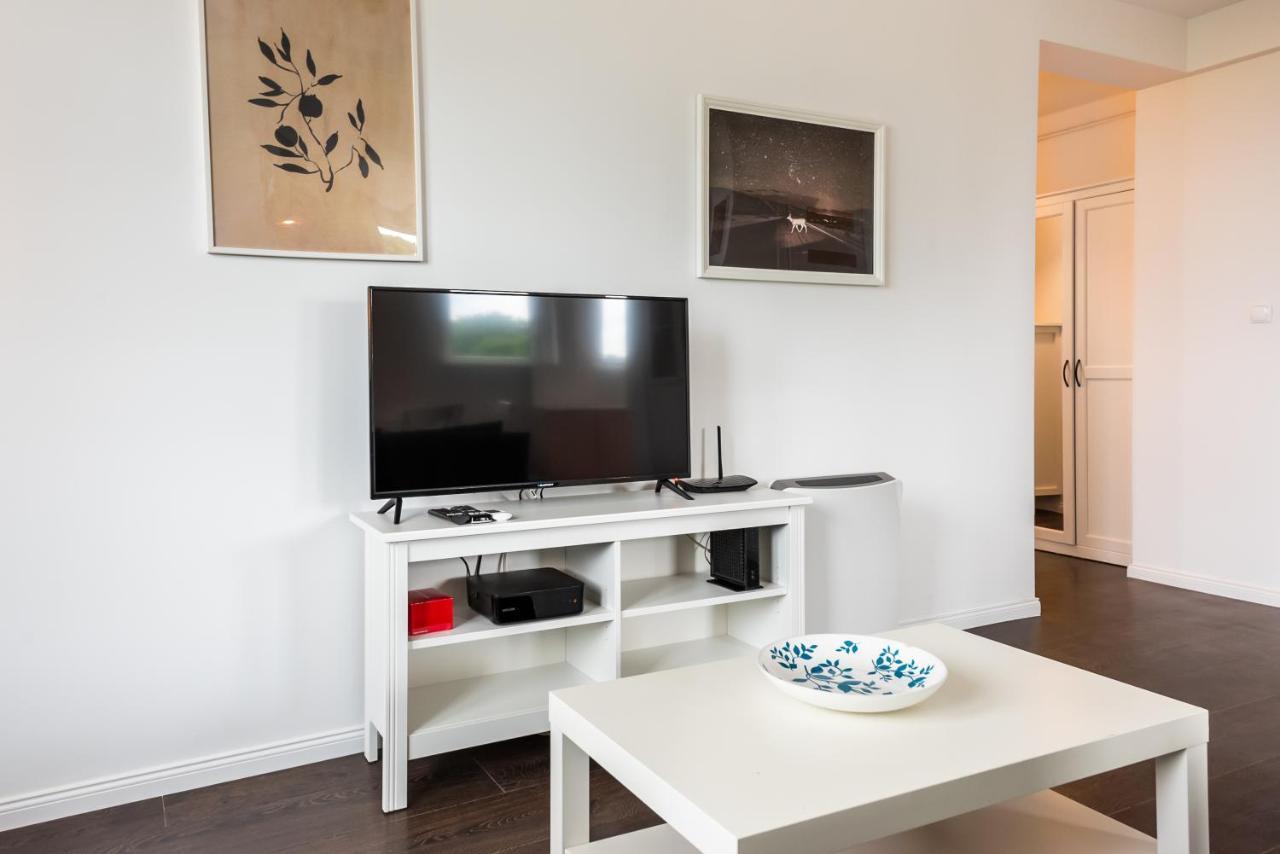 Saska Kepa Green Apartment Warsaw Exterior photo